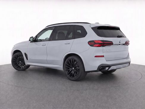 Used 2026 BMW X5 xDrive40i w/ M Sport Package AWD/4WD image 30