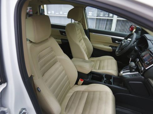 Used 2019 Honda CR-V LX image 20