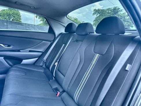 Used 2024 Hyundai Elantra SEL w/ Convenience Package FWD image 22