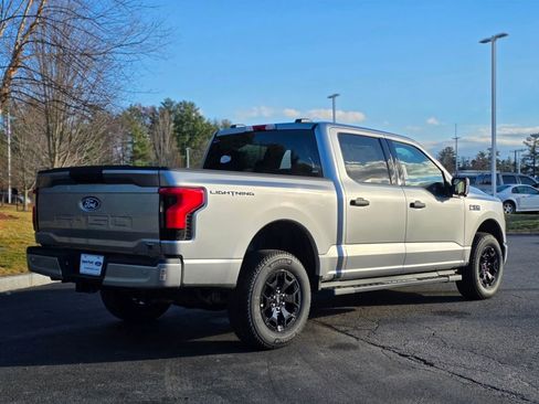 New 2025 Ford F150 Lightning XLT image 14