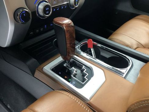 Used 2021 Toyota Tundra Platinum image 26