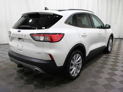 Used 2022 Ford Escape Titanium w/ Titanium Elite Package image 34