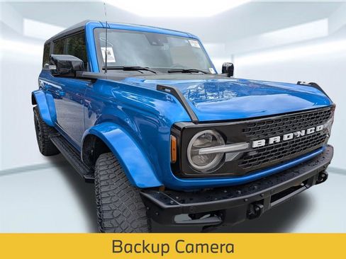 Used 2021 Ford Bronco Wildtrak image 2