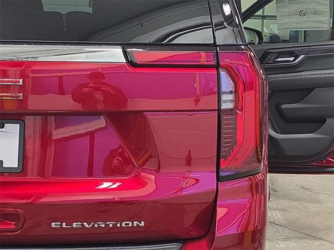 New 2026 GMC Yukon Elevation w/ LPO, Floor Liner Package image 35