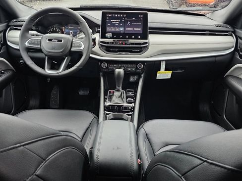 New 2026 Jeep Compass Limited image 14
