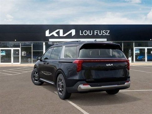 New 2026 Kia Carnival SX image 4