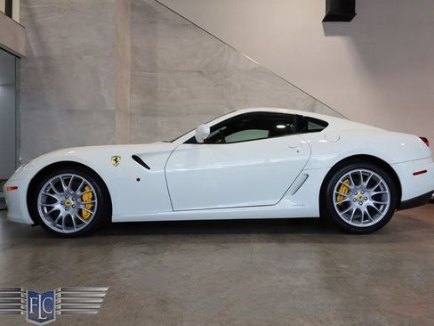 Used 2011 Ferrari 599 GTB Fiorano RWD image 48