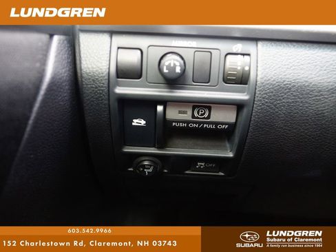 Used 2014 Subaru Outback 2.5i w/ Alloy Wheel Package AWD/4WD image 13