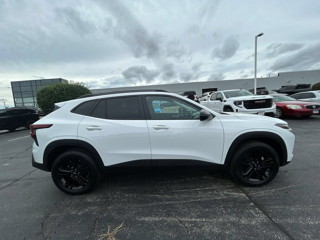Certified 2025 Chevrolet Trax ACTIV w/ Driver Confidence Package FWD image 6