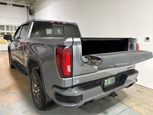 Used 2021 GMC Sierra 1500 AT4 w/ AT4 Premium Package image 4
