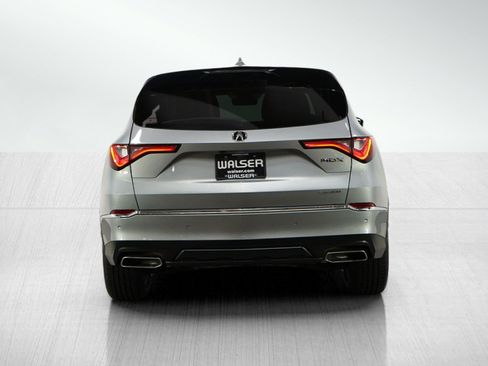 Used 2023 Acura MDX SH-AWD w/ Technology Package image 5