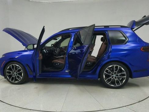 Used 2025 BMW X7 M60i image 82