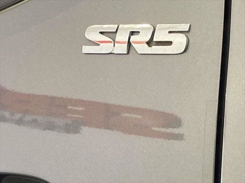 Certified 2022 Toyota Tacoma SR5 image 10