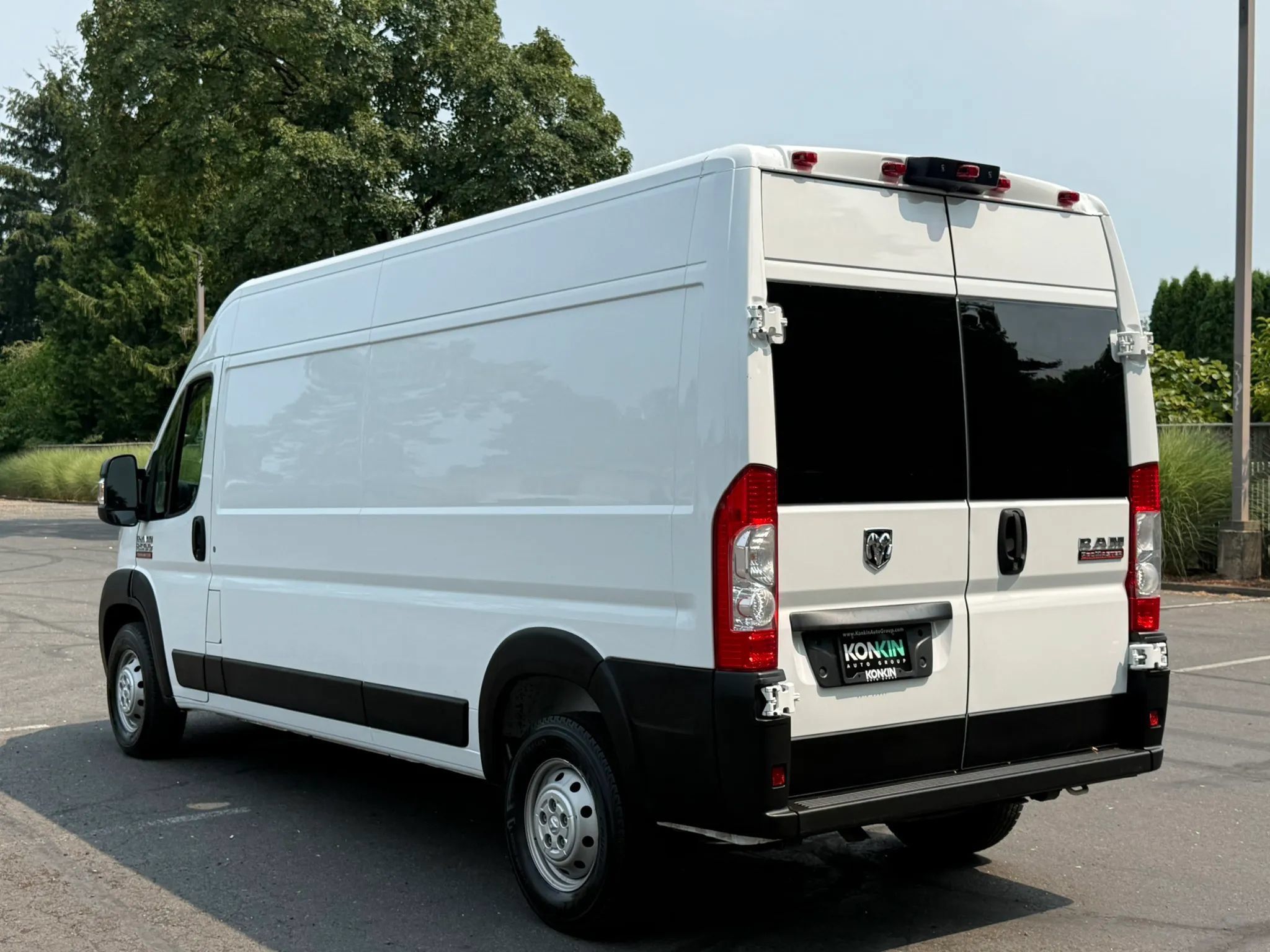 Used 2021 RAM ProMaster 2500 FWD image 4