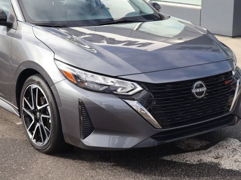 Certified 2025 Nissan Sentra SR image 5