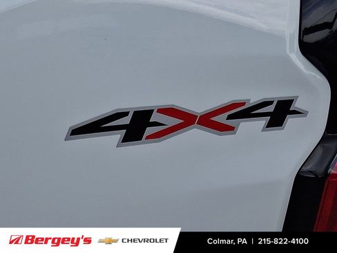 Used 2024 Chevrolet Colorado LT w/ LT Convenience Package II AWD/4WD image 34