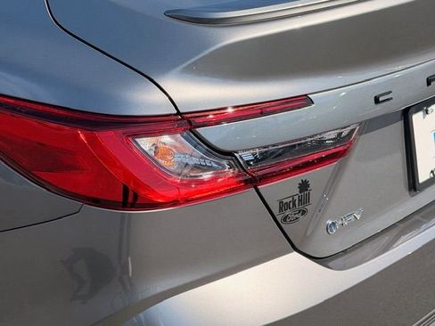 Used 2025 Toyota Camry SE w/ Multimedia Upgrade Package image 20