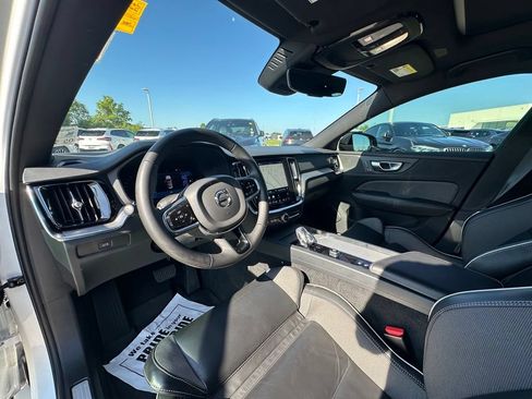 Used 2024 Volvo S60 B5 Plus w/ Climate Package AWD/4WD image 13