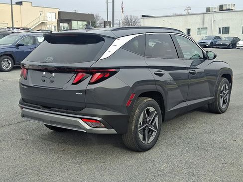 New 2026 Hyundai Tucson SEL image 3