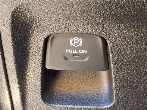 Used 2022 RAM 1500 Big Horn image 24