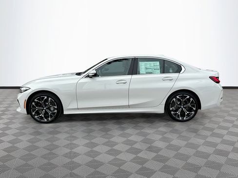 New 2025 BMW 330i Sedan w/ Convenience Package image 4