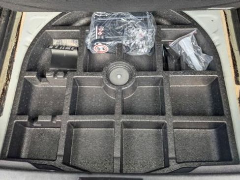 Used 2018 Jeep Renegade Latitude image 14