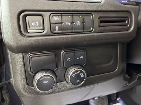Used 2024 Chevrolet Tahoe LT RWD image 31