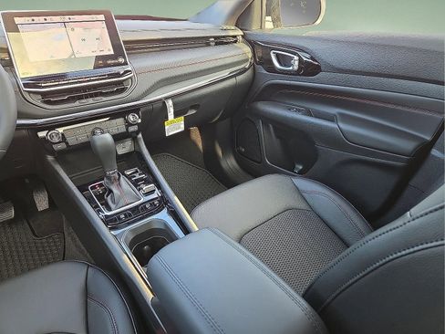 New 2026 Jeep Compass Trailhawk w/ Sun, Sound & Navigation Group image 12