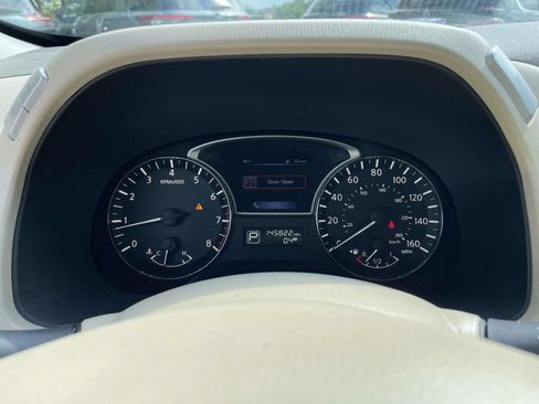 Used 2015 Nissan Pathfinder Platinum FWD image 22