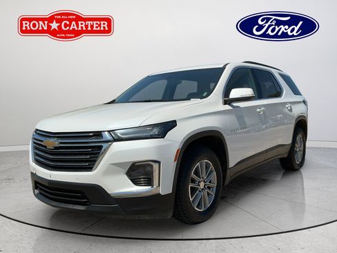Used 2023 Chevrolet Traverse LT FWD image 3