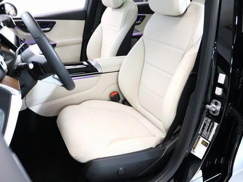 Certified 2025 Mercedes-Benz GLC 300 4MATIC image 16