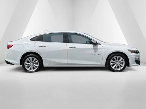 Used 2024 Chevrolet Malibu LT FWD image 9