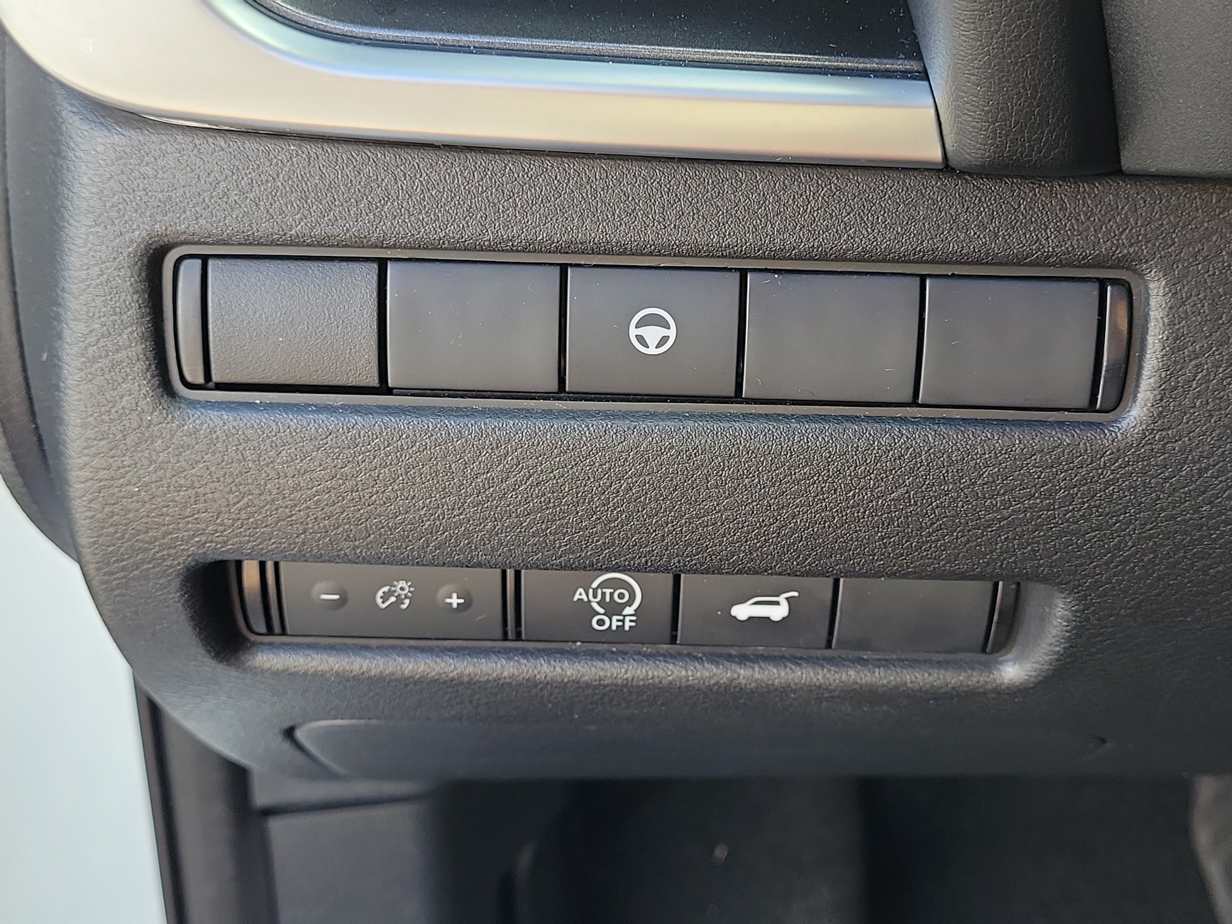 Certified 2024 Nissan Rogue SV w/ SV Premium Package FWD image 24