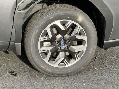 New 2026 Subaru Forester Premium image 7