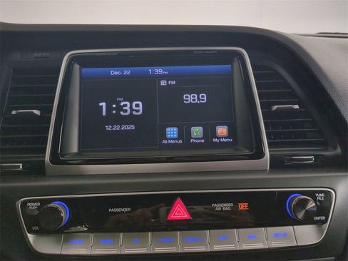 Used 2018 Hyundai Sonata Limited image 19