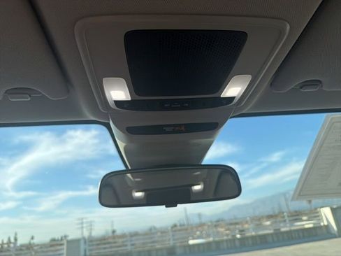 Used 2025 Honda HR-V LX image 31