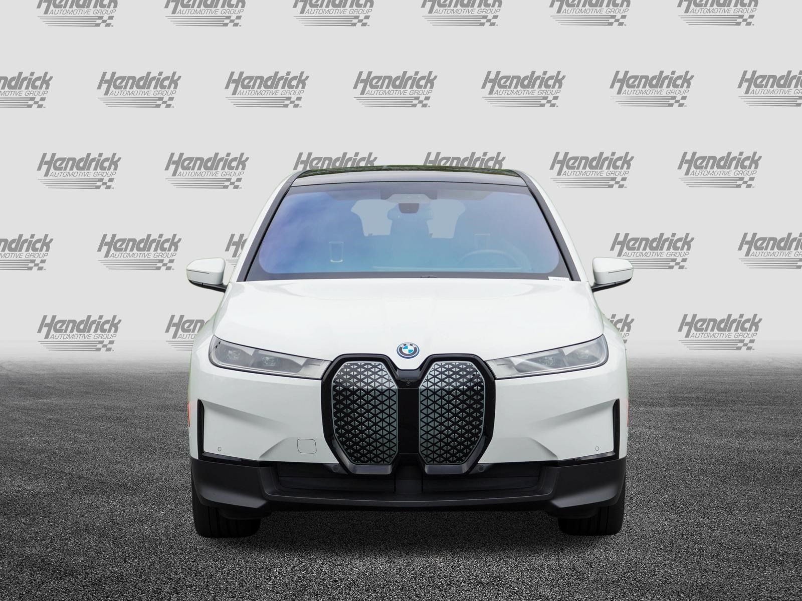 Certified 2024 BMW iX xDrive50 AWD/4WD image 3