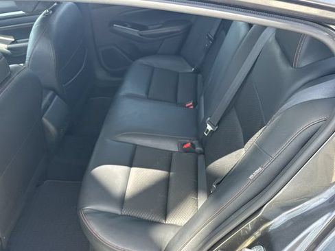 Used 2023 Nissan Altima 2.5 SR FWD image 14