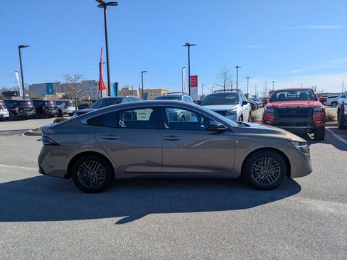 New 2026 Nissan Sentra SV w/ SV Convenience Package image 2