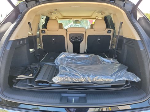 Used 2024 Acura MDX FWD w/ Technology Package image 7