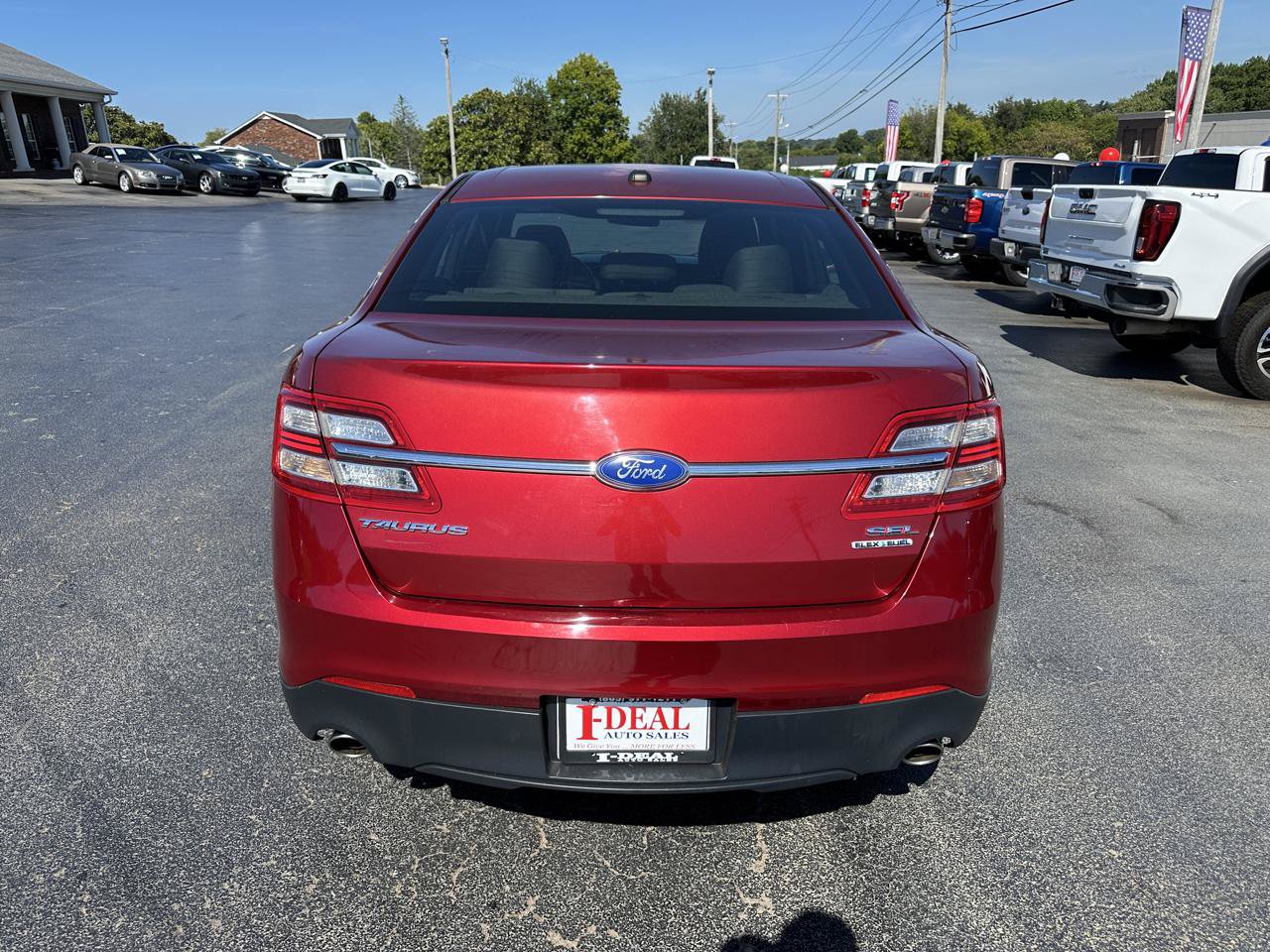 Used 2013 Ford Taurus SEL FWD image 3