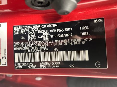 Used 2024 Toyota 4Runner SR5 image 33