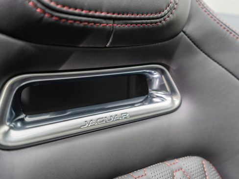 Used 2020 Jaguar F-TYPE SVR image 51