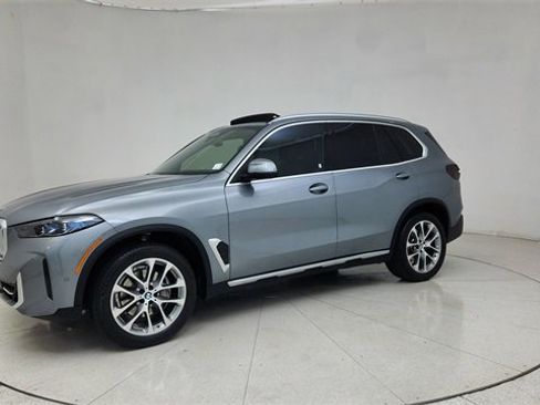 Used 2026 BMW X5 sDrive40i image 66