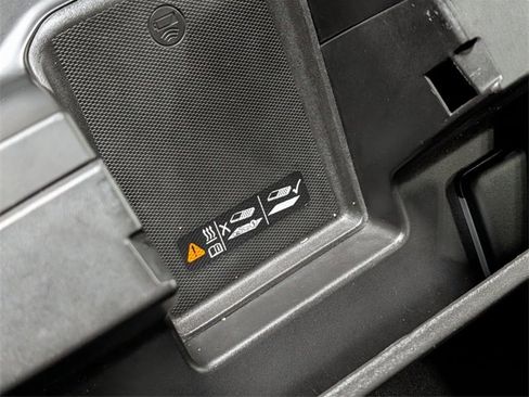 Used 2022 GMC Sierra 1500 Elevation image 28