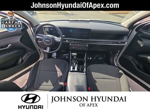 Certified 2025 Hyundai Tucson SE image 19