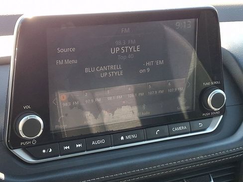Used 2021 Nissan Rogue S AWD/4WD image 17