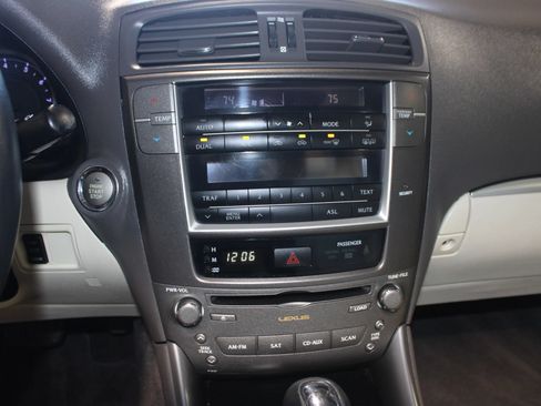 Used 2013 Lexus IS 250 RWD image 15