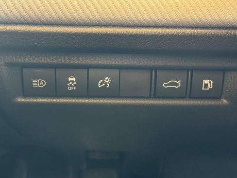 Certified 2025 Toyota Camry SE image 32