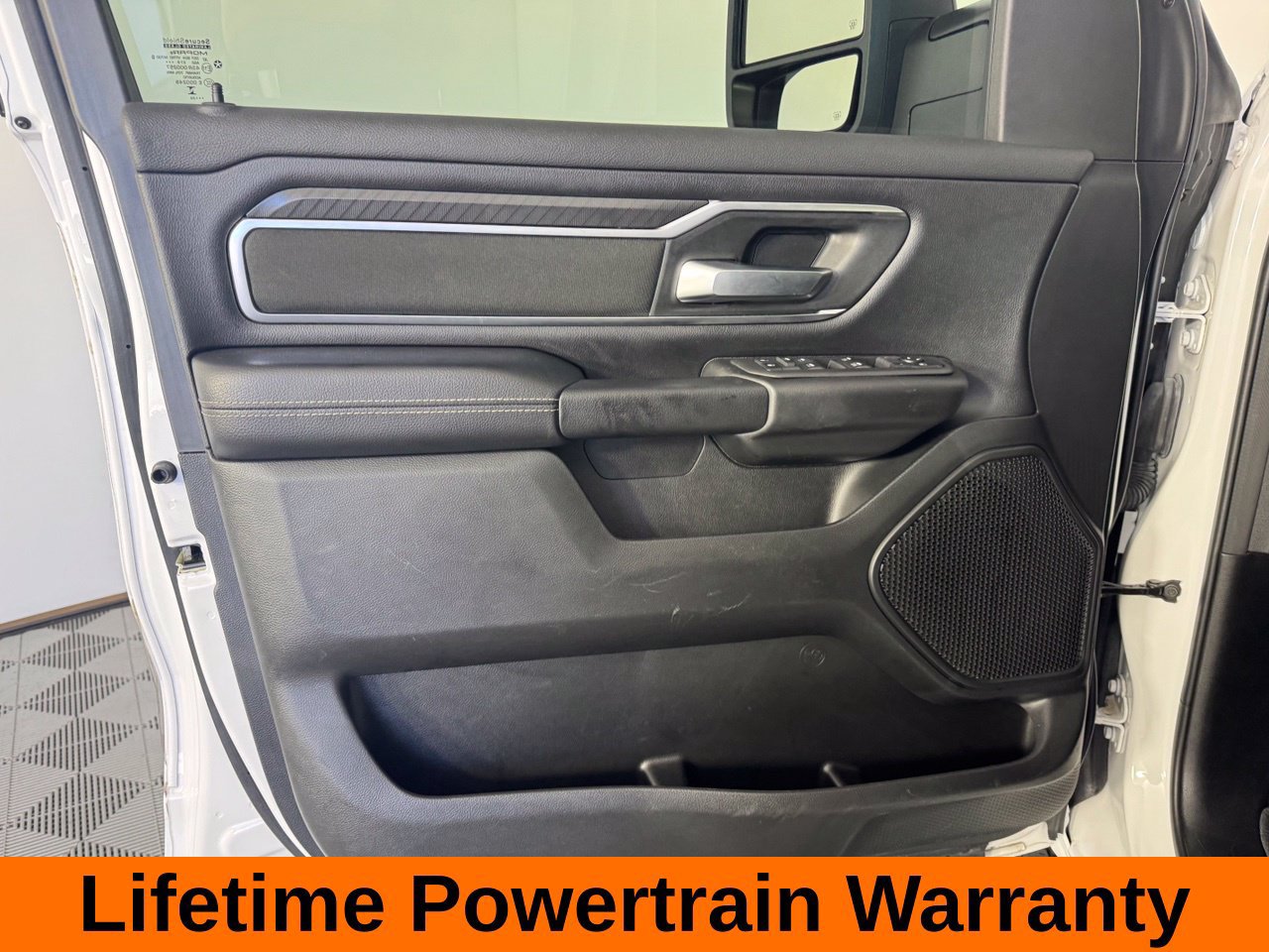 Used 2025 RAM 1500 Big Horn AWD/4WD image 11